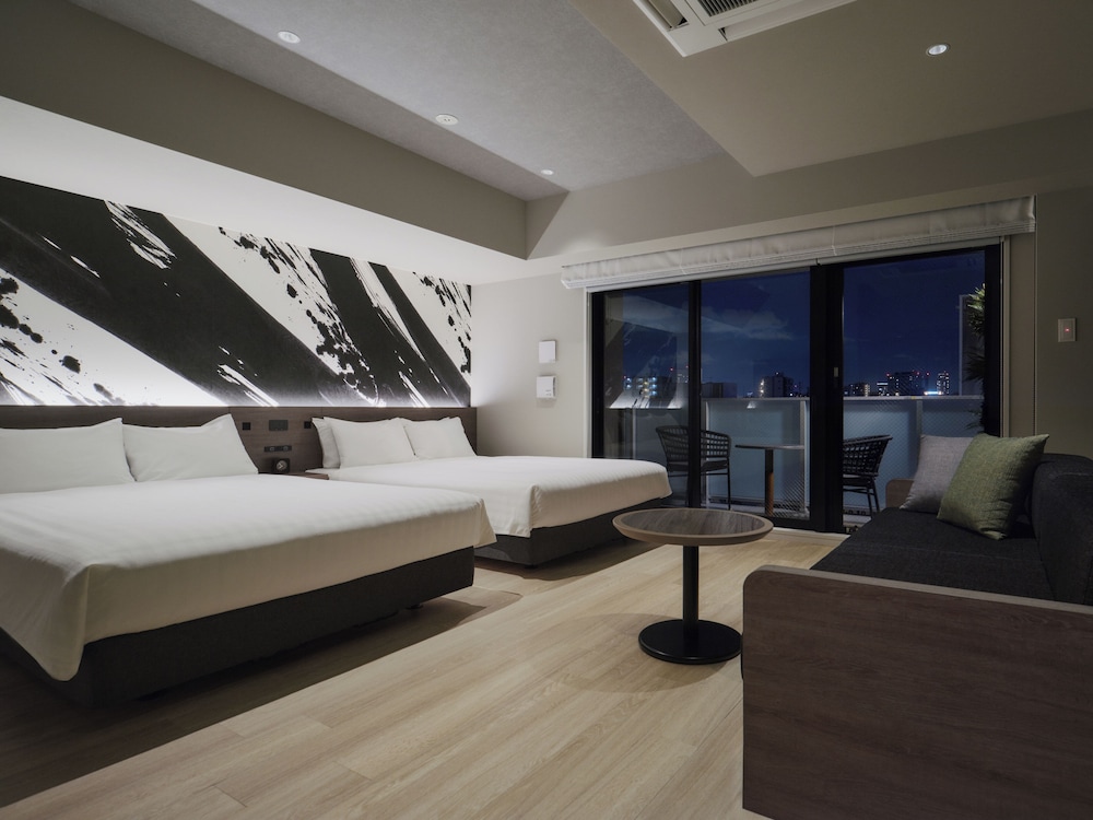 MONDAY APART PREMIUM 浅草 東京