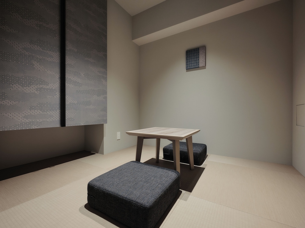 MONDAY APART PREMIUM 浅草 東京