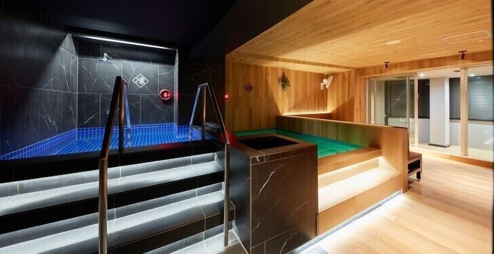 レンブラントキャビン & スパ新橋 東京