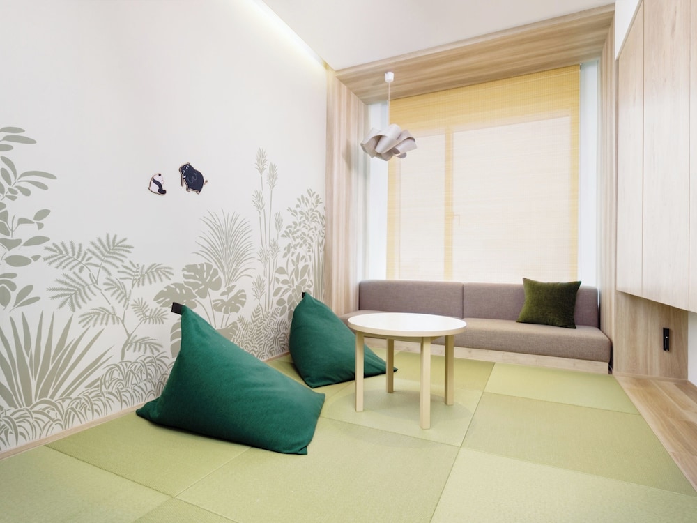 &HERE TOKYO UENO 東京