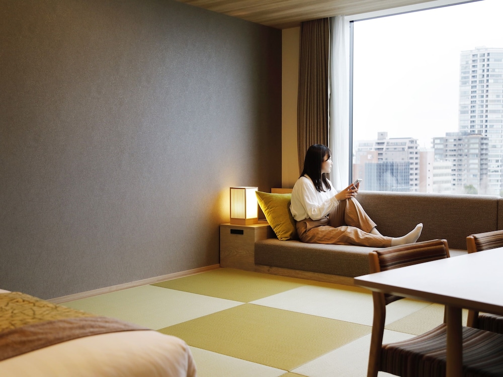 &HERE TOKYO UENO 東京