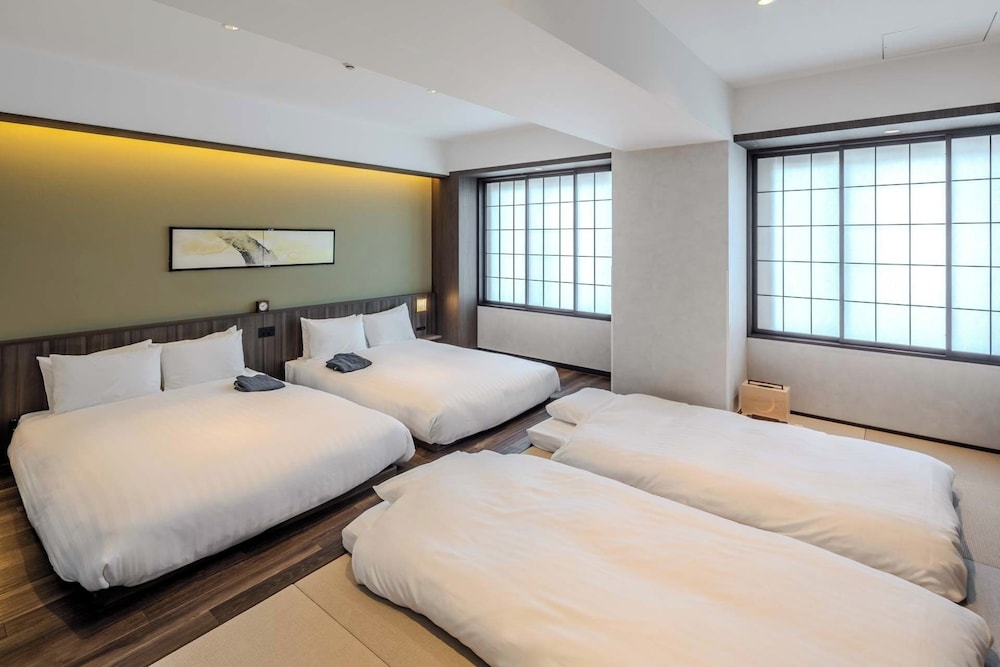 &HERE TOKYO UENO 東京