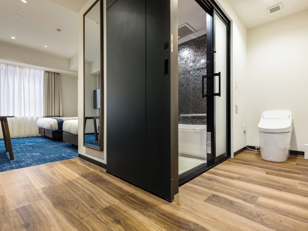 &HERE TOKYO UENO 東京