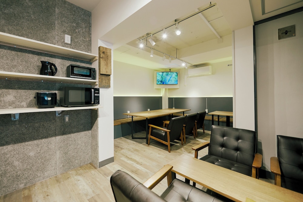AKASAKA GUESTHOUSE HIVE 東京
