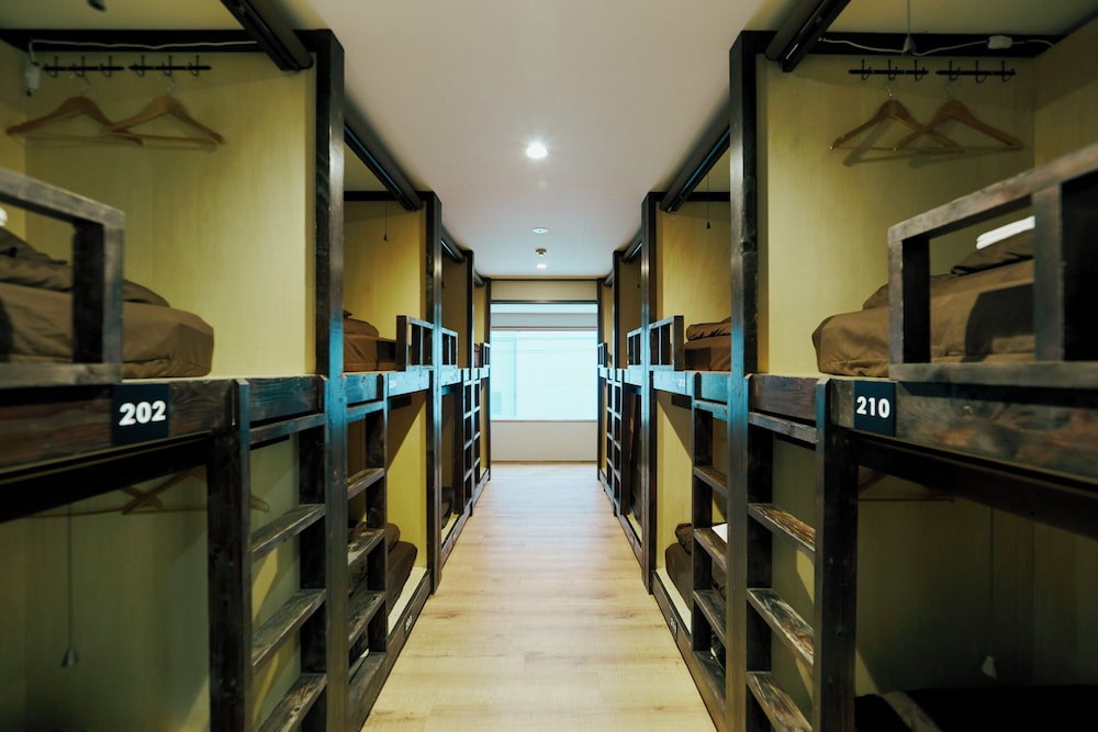 AKASAKA GUESTHOUSE HIVE 東京