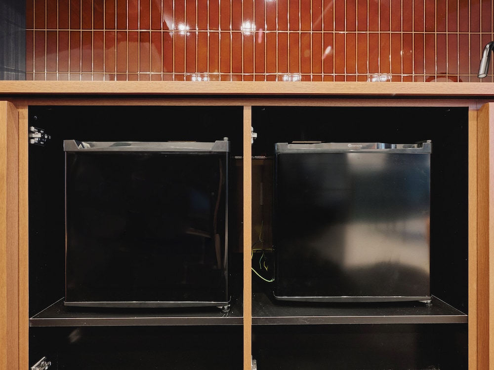 ILLI ENU YOTSUYA 東京