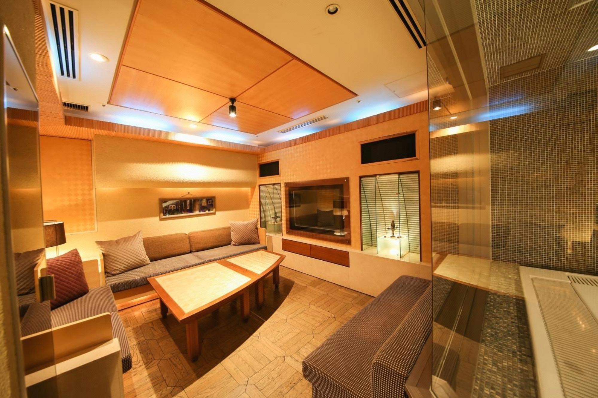 THE SKM TOKYO HOTEL & DINING 東京