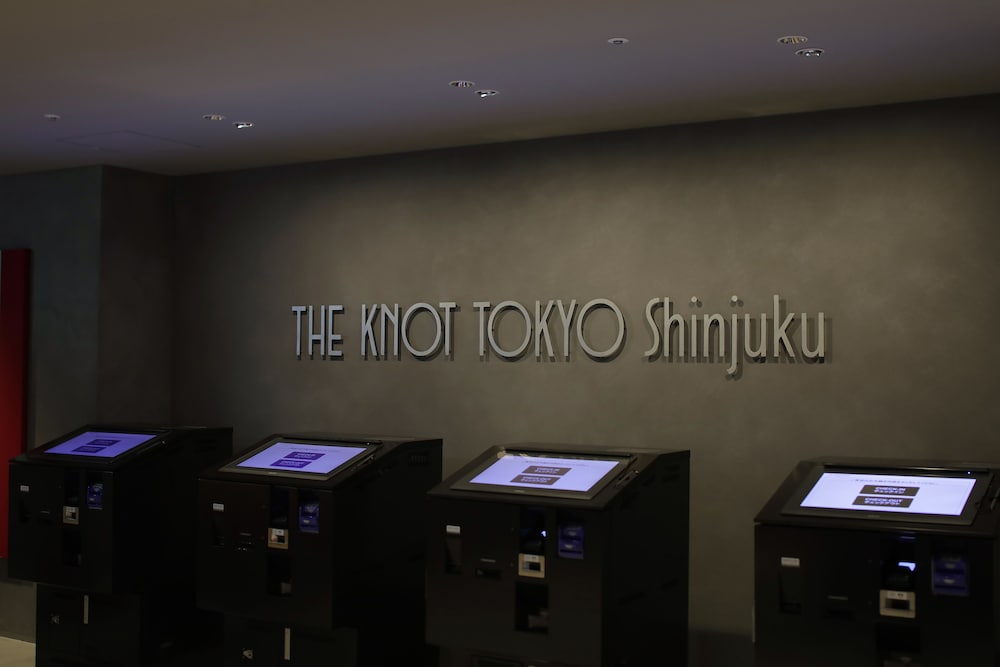 ザ ノット 東京新宿 東京