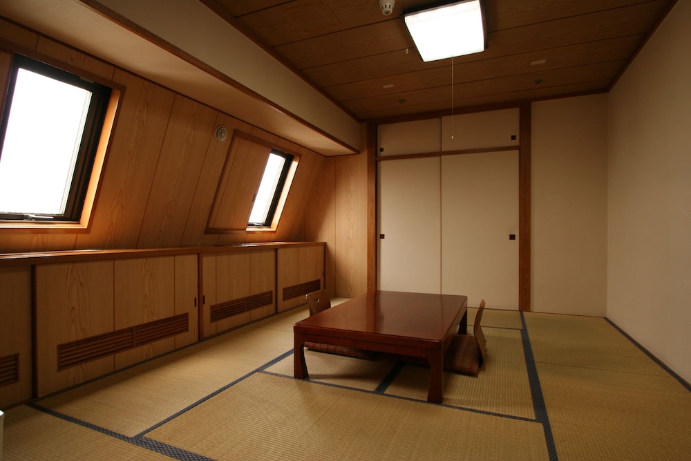 THE B 三軒茶屋 東京