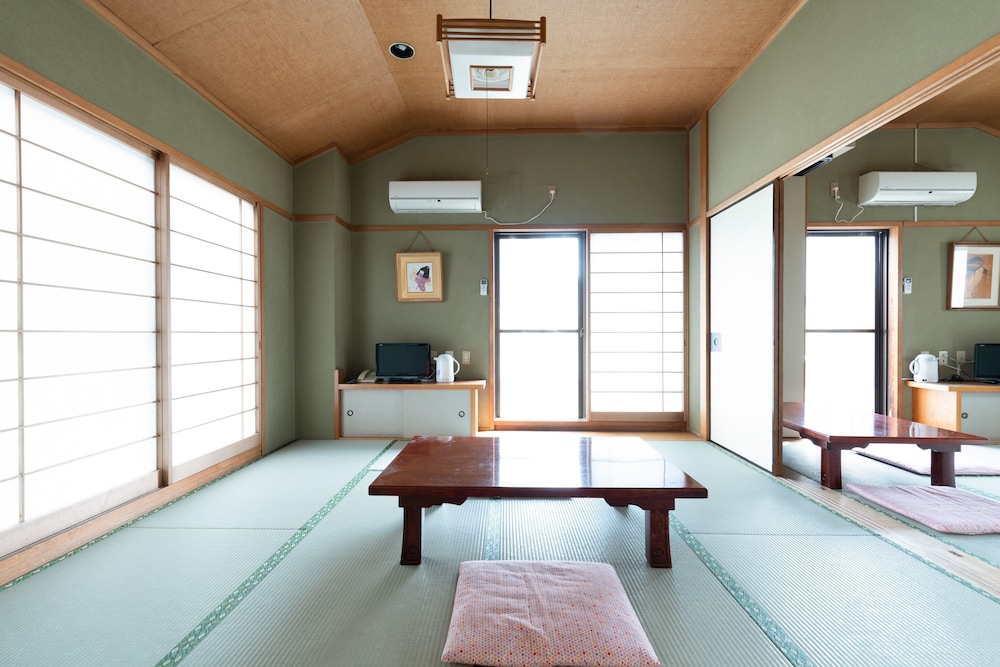 桜旅館 浅草入谷 東京