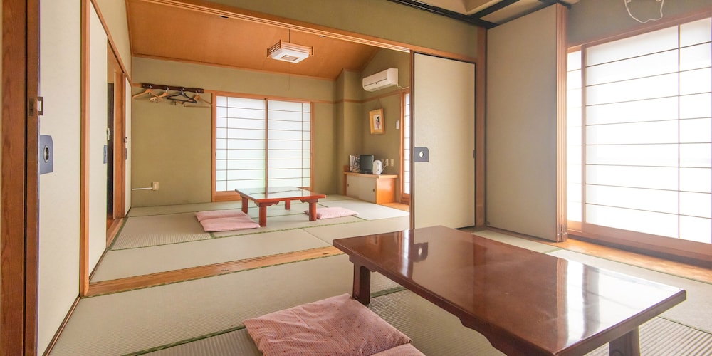 桜旅館 浅草入谷 東京