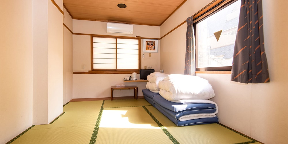 桜旅館 浅草入谷 東京