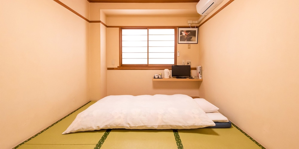 桜旅館 浅草入谷 東京