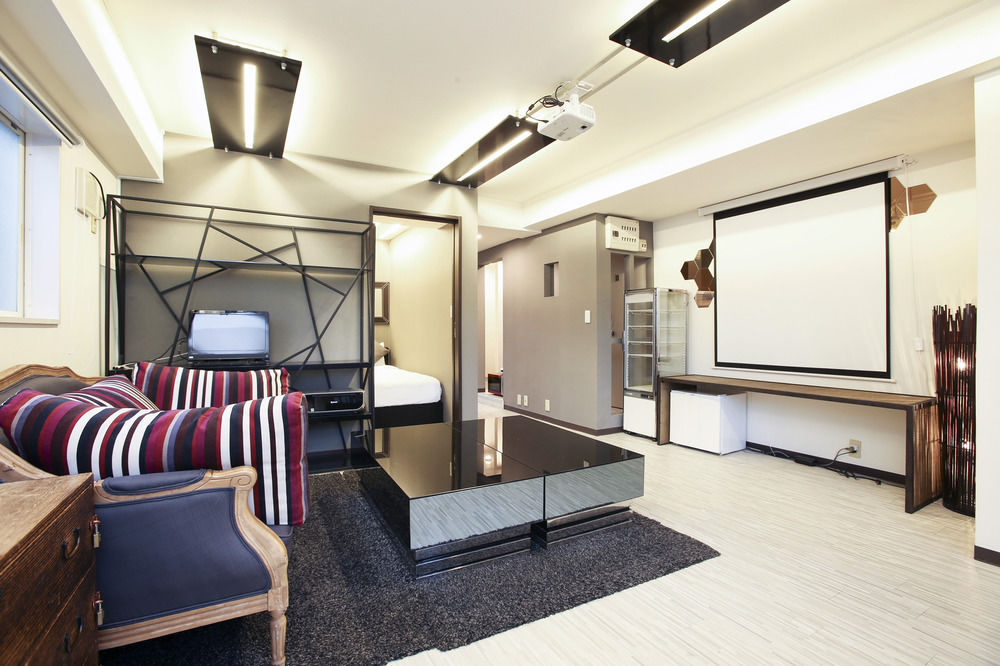 1/3RD RESIDENCE サービスアパートメント 赤坂 東京