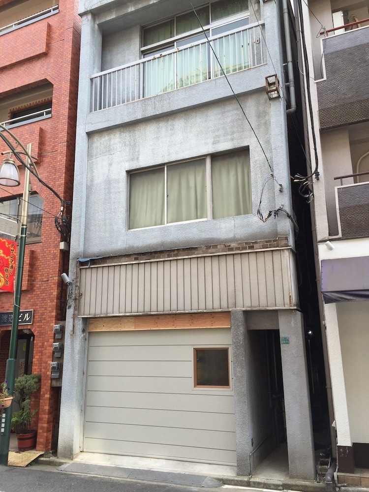 ホステル アザレア 東京