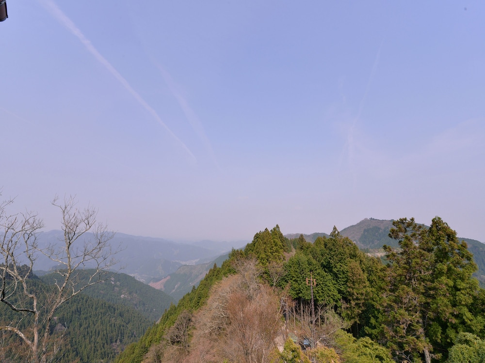 南山荘 東京