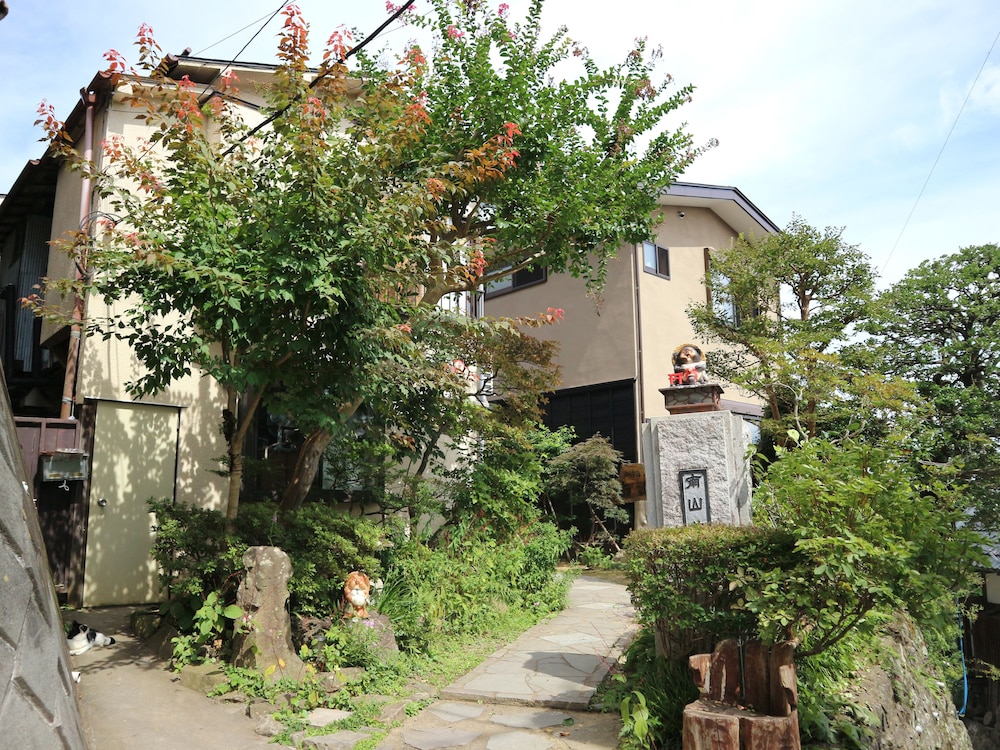 南山荘 東京
