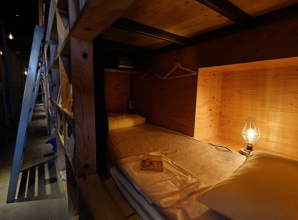 BOOK AND BED TOKYOIKEBUKURO 東京