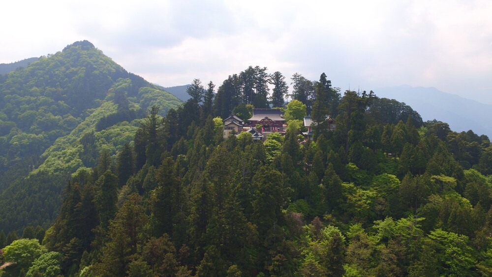 駒鳥山荘 東京