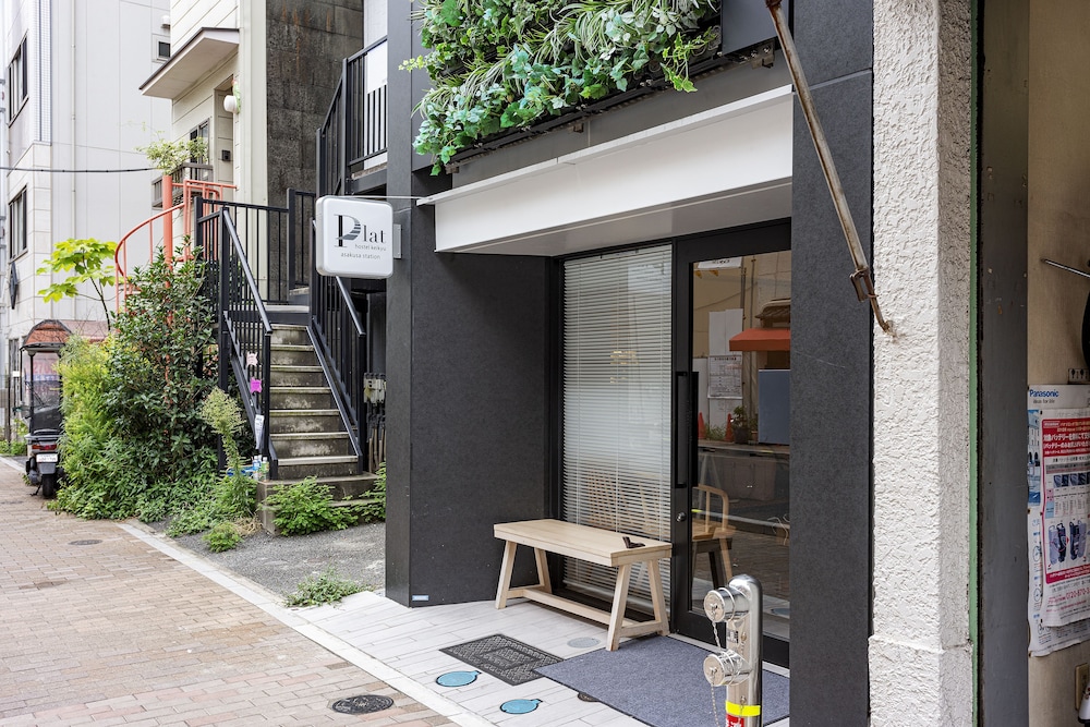 PLAT HOSTEL KEIKYU ASAKUSA STATION 東京