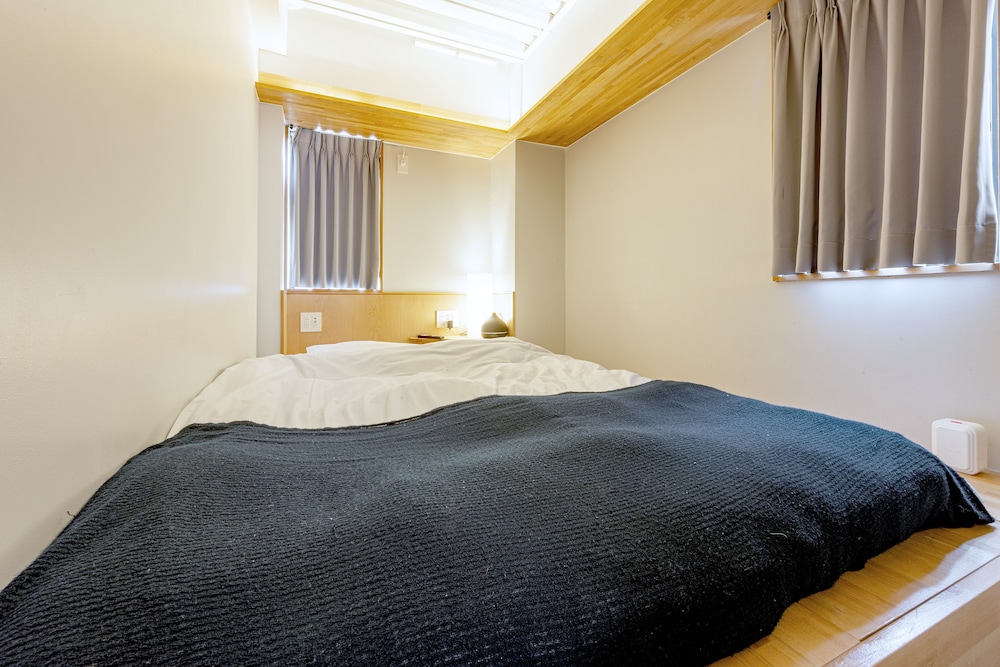 PLAT HOSTEL KEIKYU ASAKUSA STATION 東京