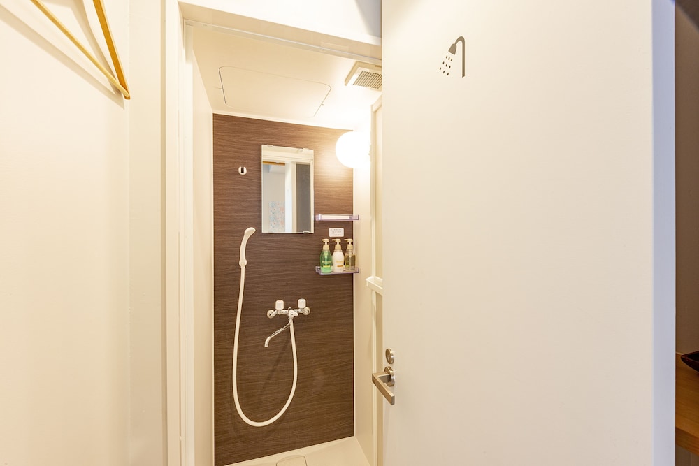 PLAT HOSTEL KEIKYU ASAKUSA STATION 東京