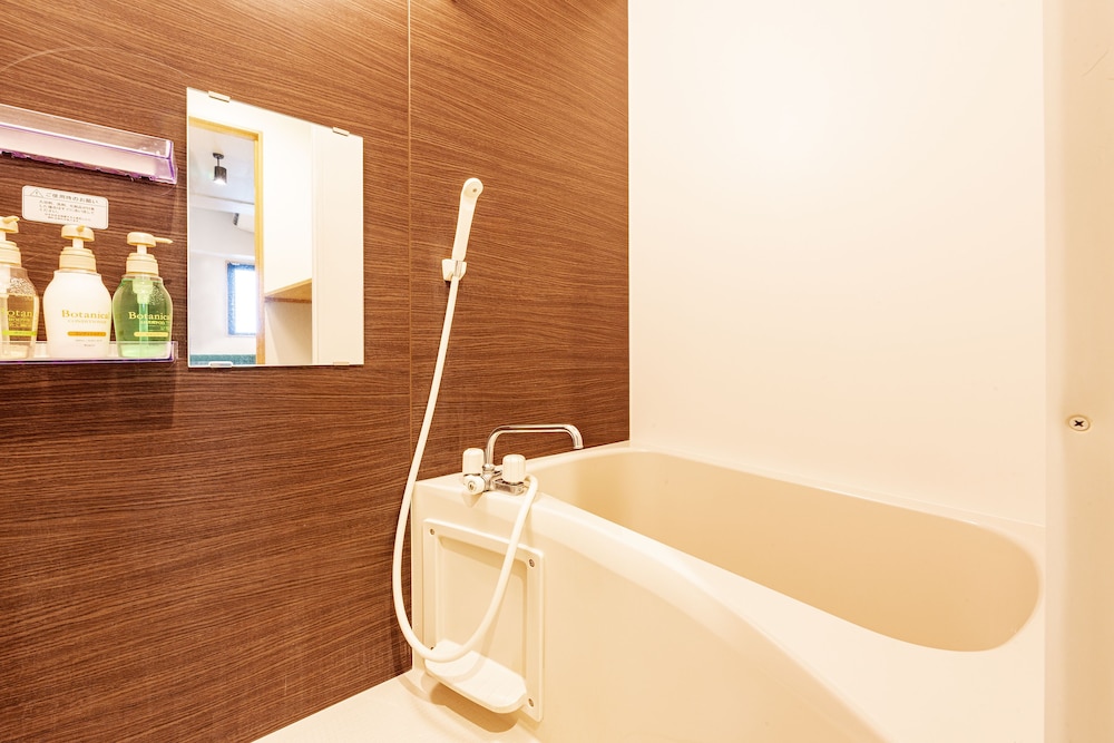 PLAT HOSTEL KEIKYU ASAKUSA STATION 東京