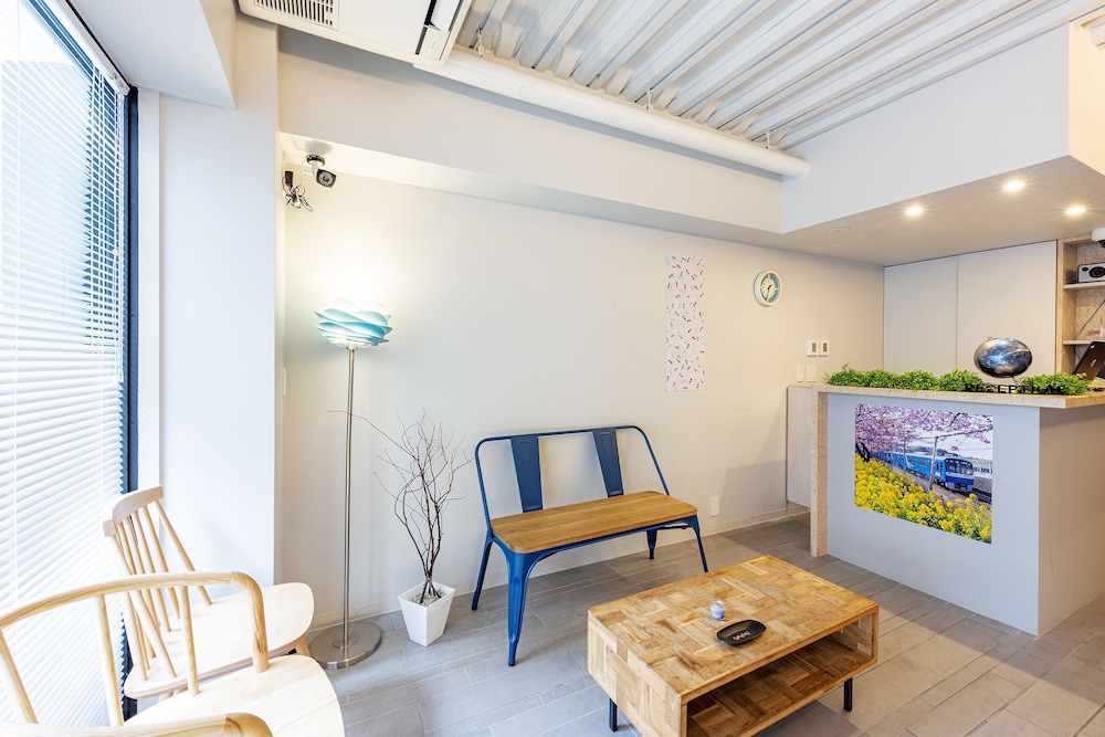 PLAT HOSTEL KEIKYU ASAKUSA STATION 東京