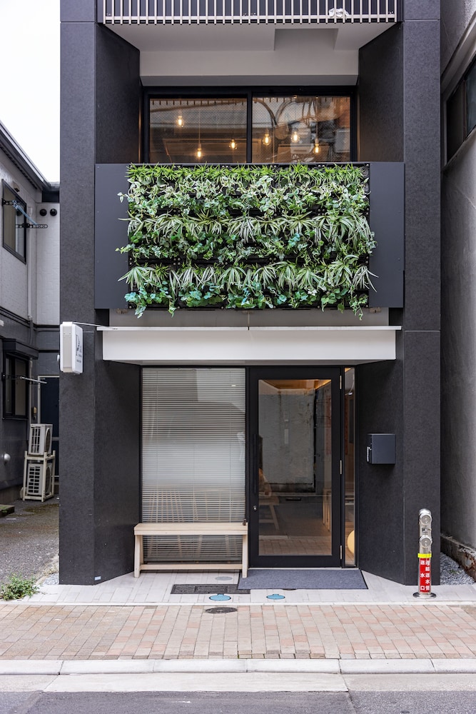 PLAT HOSTEL KEIKYU ASAKUSA STATION 東京