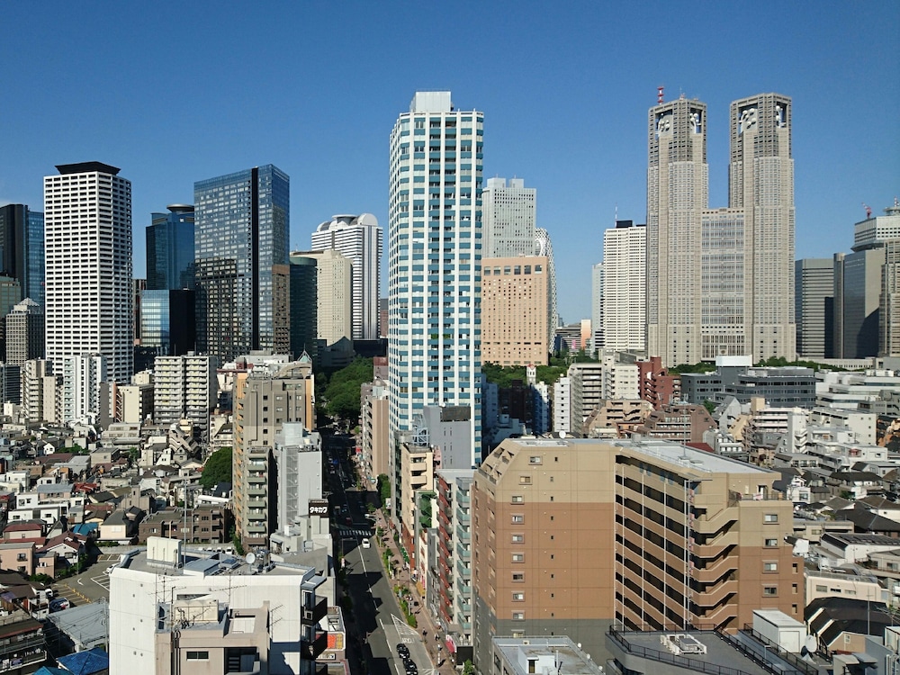 アパホテル＆リゾート〈西新宿五丁目駅タワー〉 東京