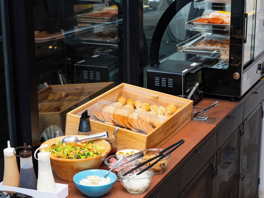 アパホテル〈神田駅前〉 東京