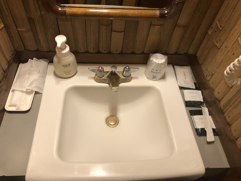 ホテル江戸屋 東京