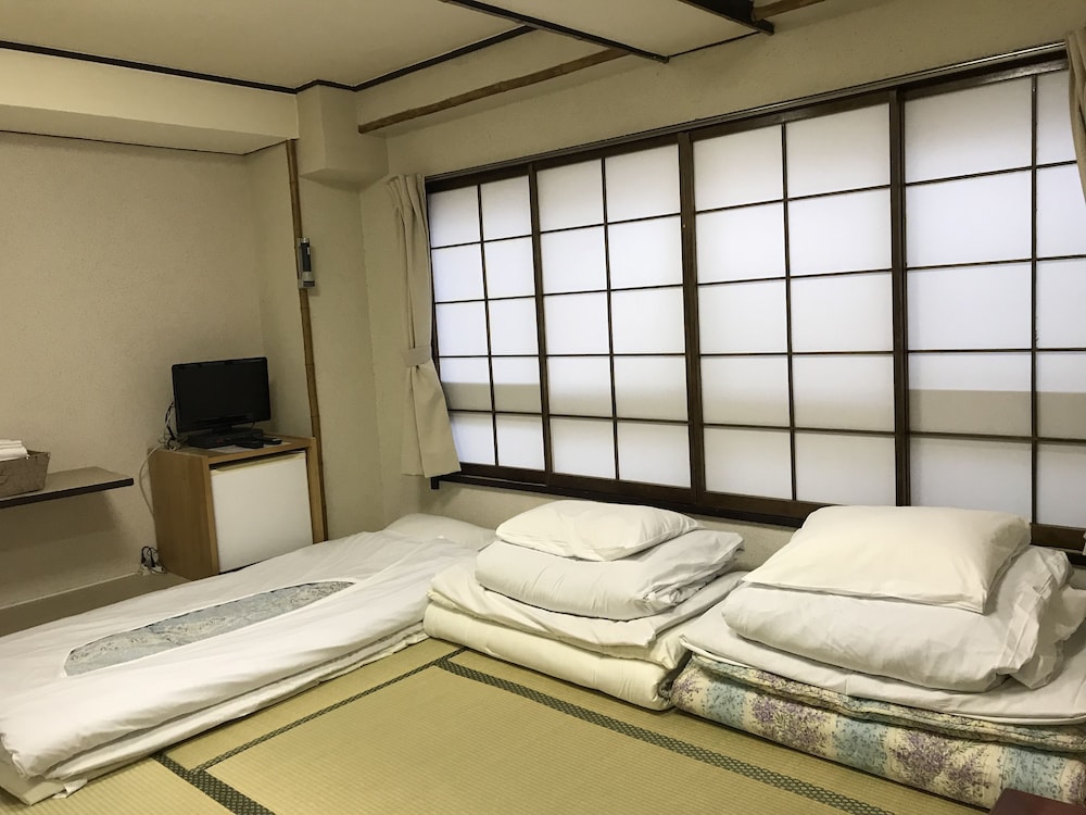 きぬや本館 東京