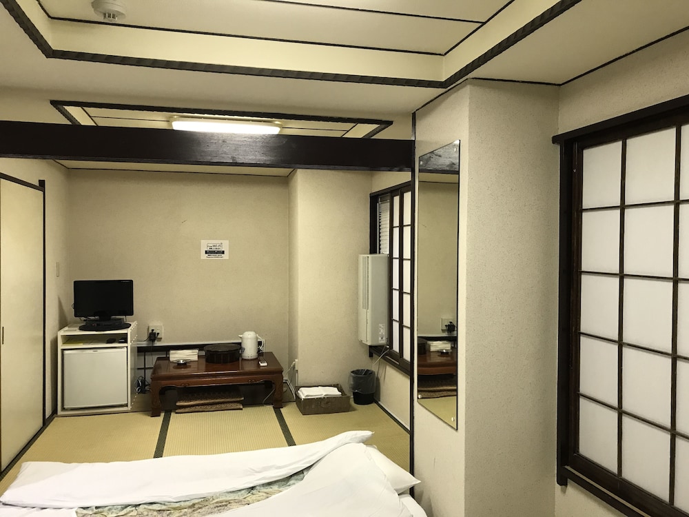 きぬや本館 東京