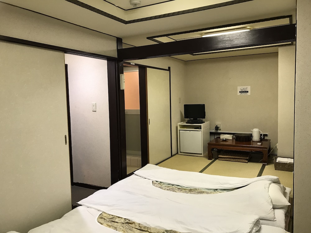 きぬや本館 東京