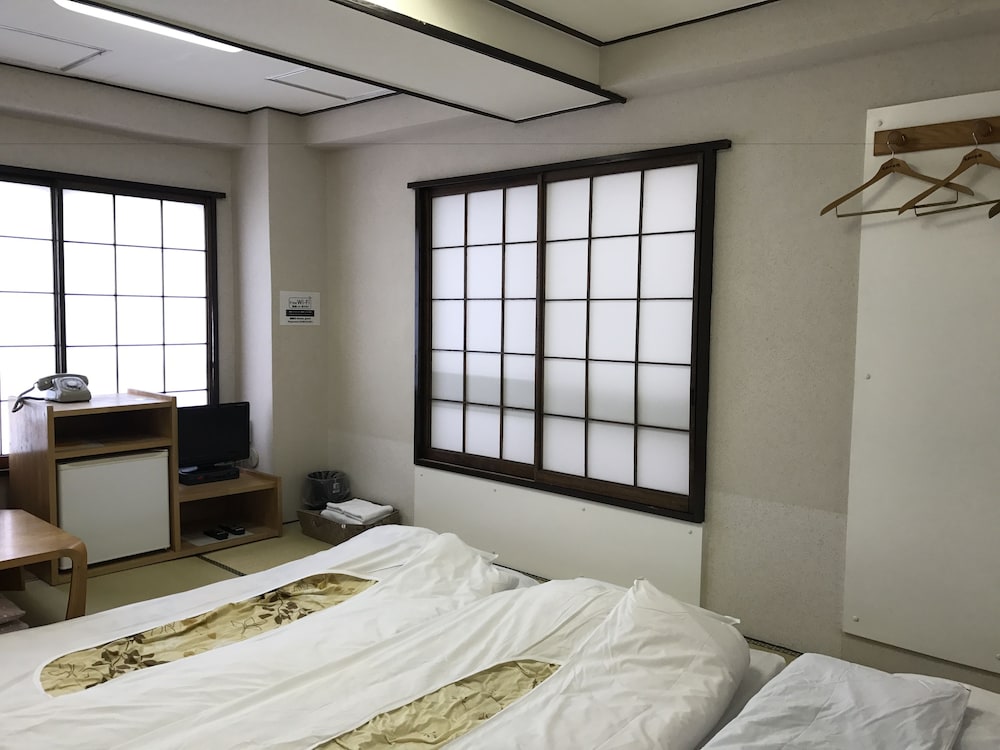 きぬや本館 東京