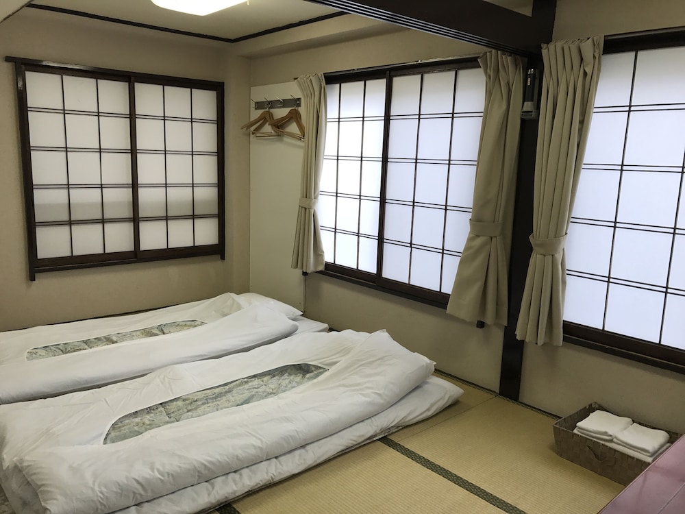 きぬや本館 東京