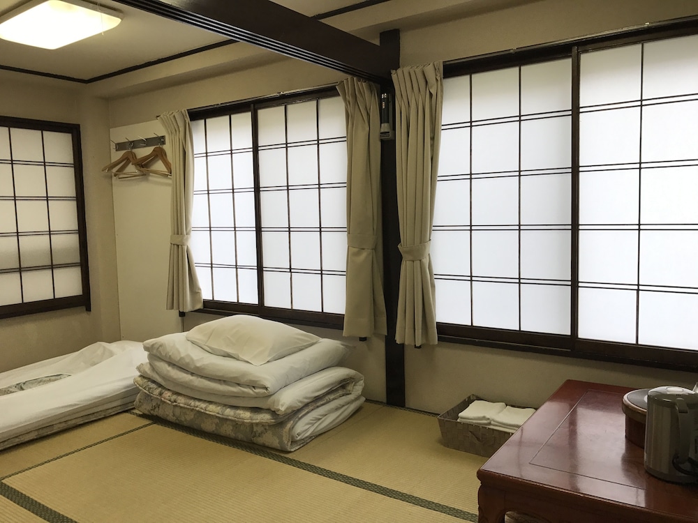 きぬや本館 東京