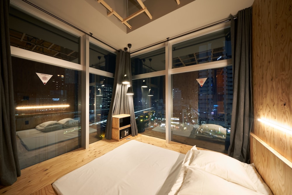 BOOK AND BED TOKYO 新宿 東京