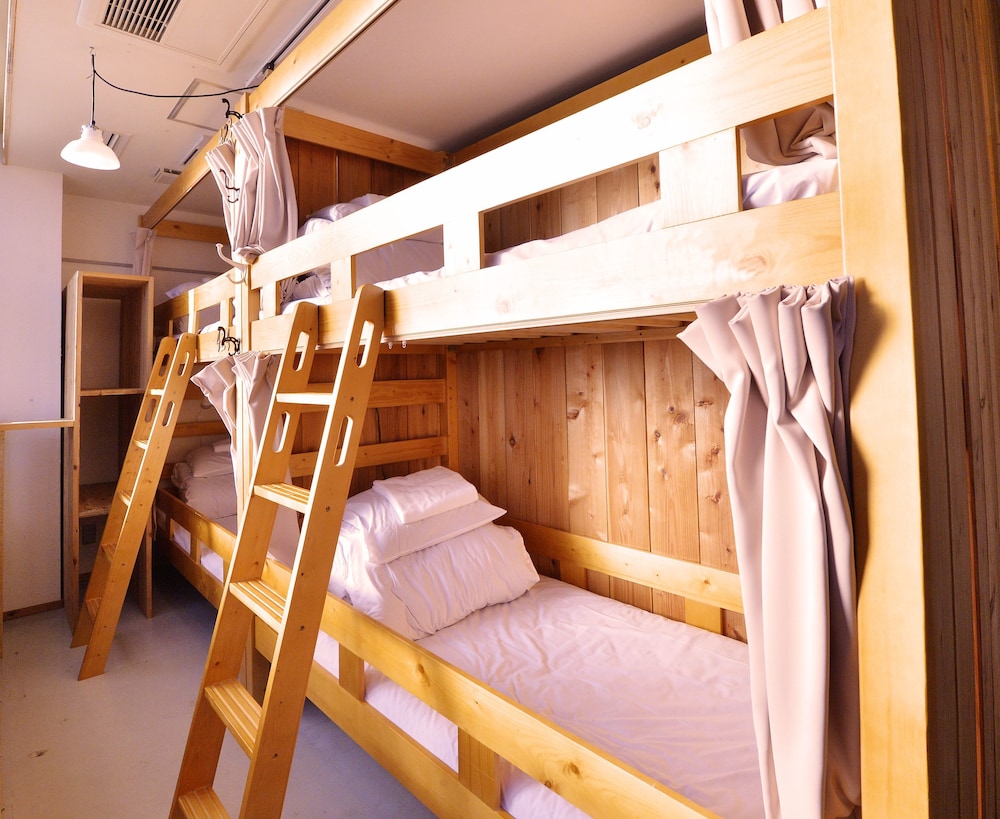 HOSTEL WAQWAQ 東京 上野 浅草 東京