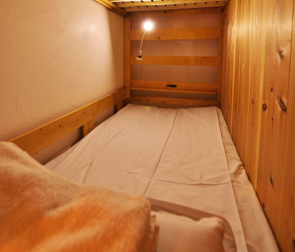HOSTEL WAQWAQ 東京 上野 浅草 東京