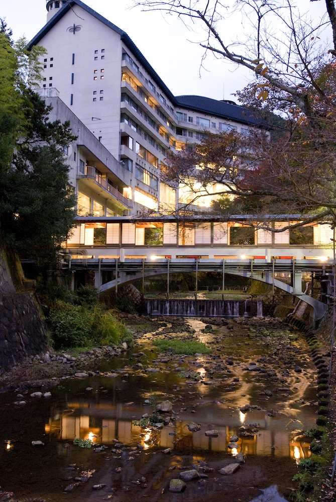 有馬温泉 旅館 月光園 鴻朧館 神戸