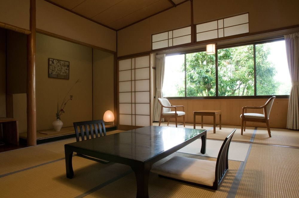 有馬温泉 高山荘 華野 –大人限定 神戸