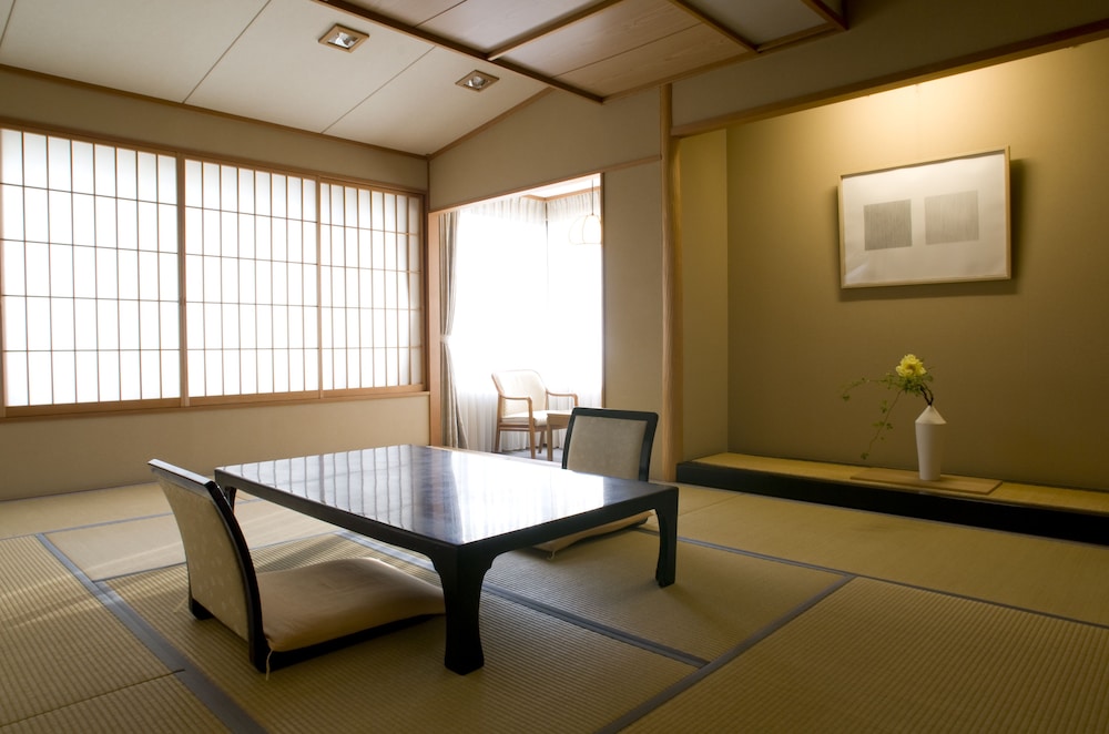 有馬温泉 高山荘 華野 –大人限定 神戸