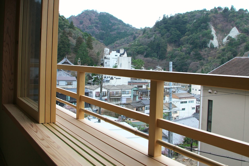有馬温泉 高山荘 華野 –大人限定 神戸