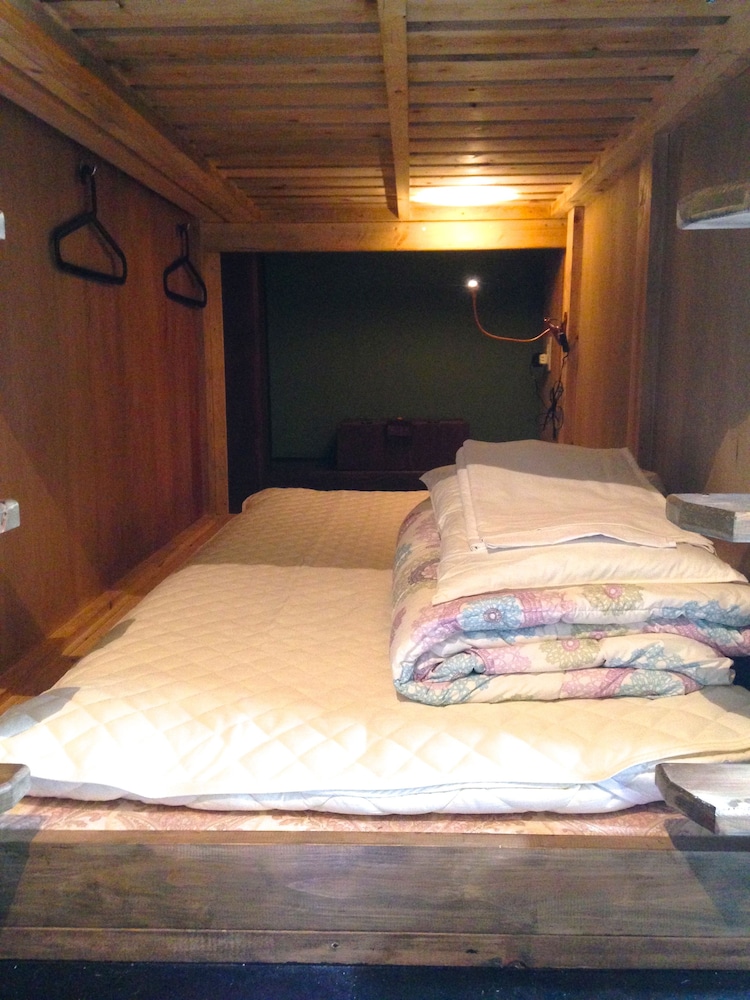 なかむら　HOSTEL NAKAMURA KOBE 神戸
