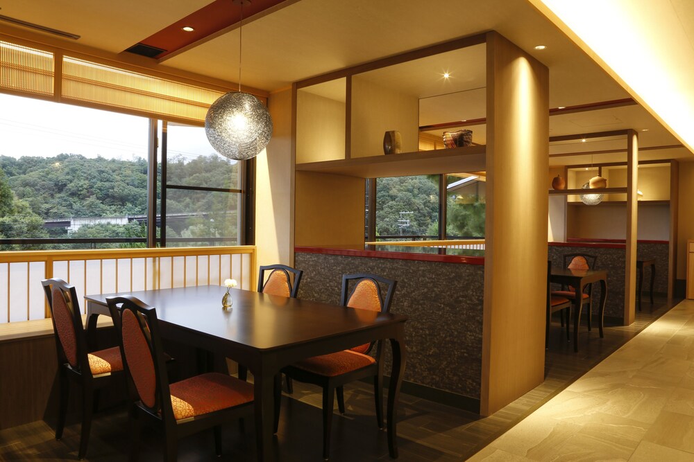 SPA TERRACE 紫翠 神戸