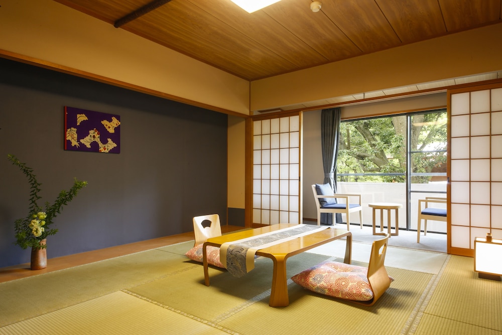 SPA TERRACE 紫翠 神戸