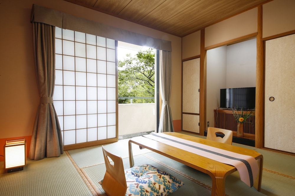 SPA TERRACE 紫翠 神戸