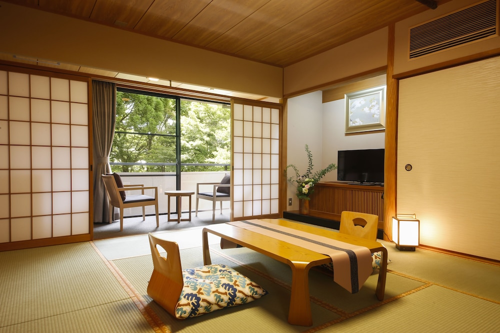 SPA TERRACE 紫翠 神戸